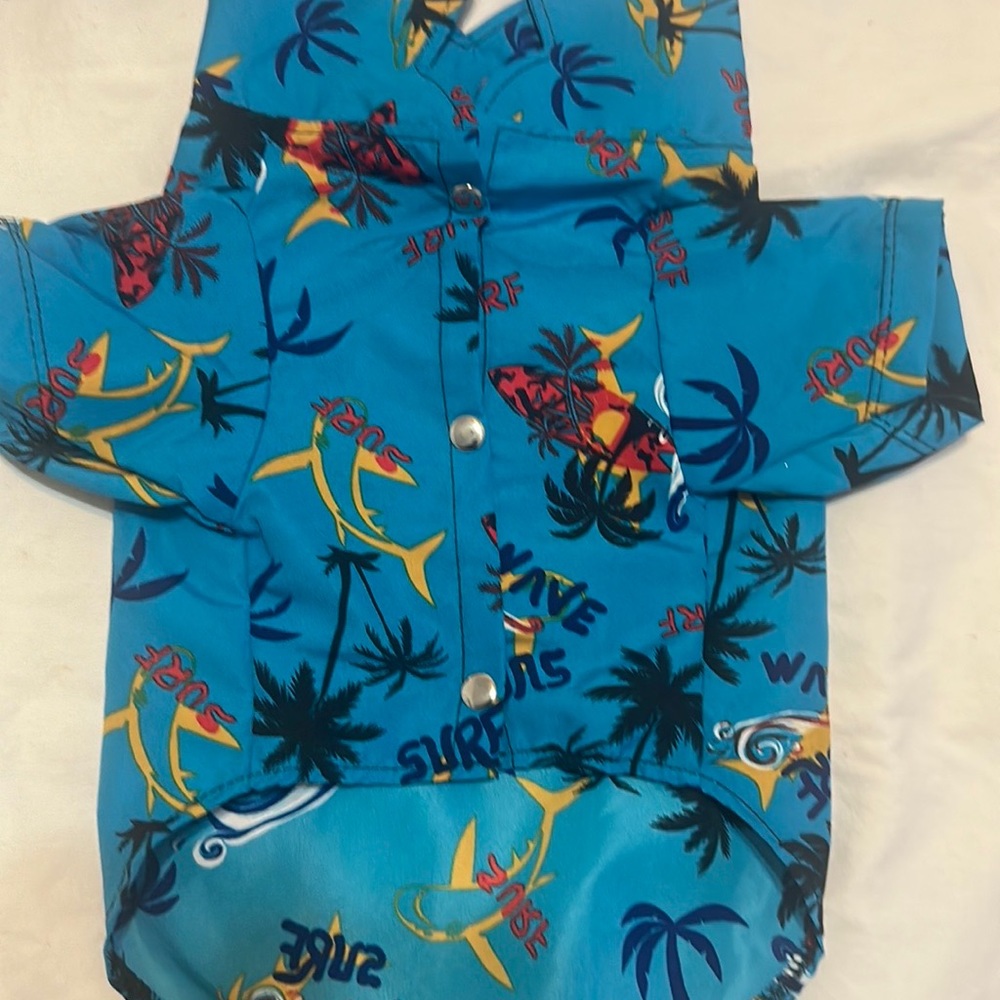 1 Brand new Hawaii shirt